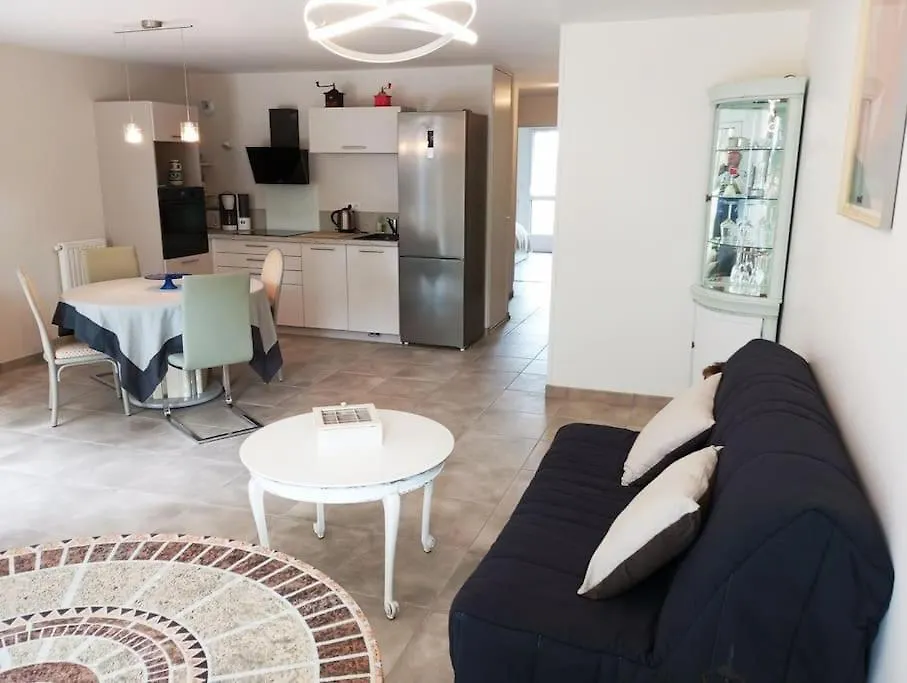 Appartement Les Flots D Arthlotte Cabellou Plage Concarneau